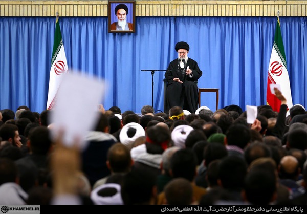 مقام معظم رهبری: «آشتی‌ملی» معنی ندارد/ ملت با کسانی که در روز عاشورا جوان بسیجی را کتک زدند آشتی نمی‌کنند/ اینکه اگر برجام نبود، جنگ در ایران حتمی بود؛ دروغ محض است