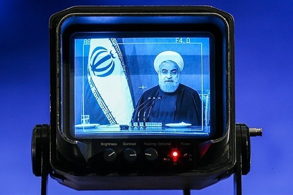 جام جم همچنان با روحانی نامهربانی می کند؟