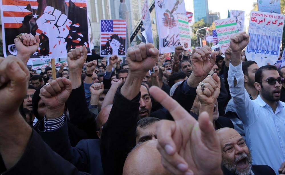 تصاویر : راهپیمایی 13 آبان در تهران