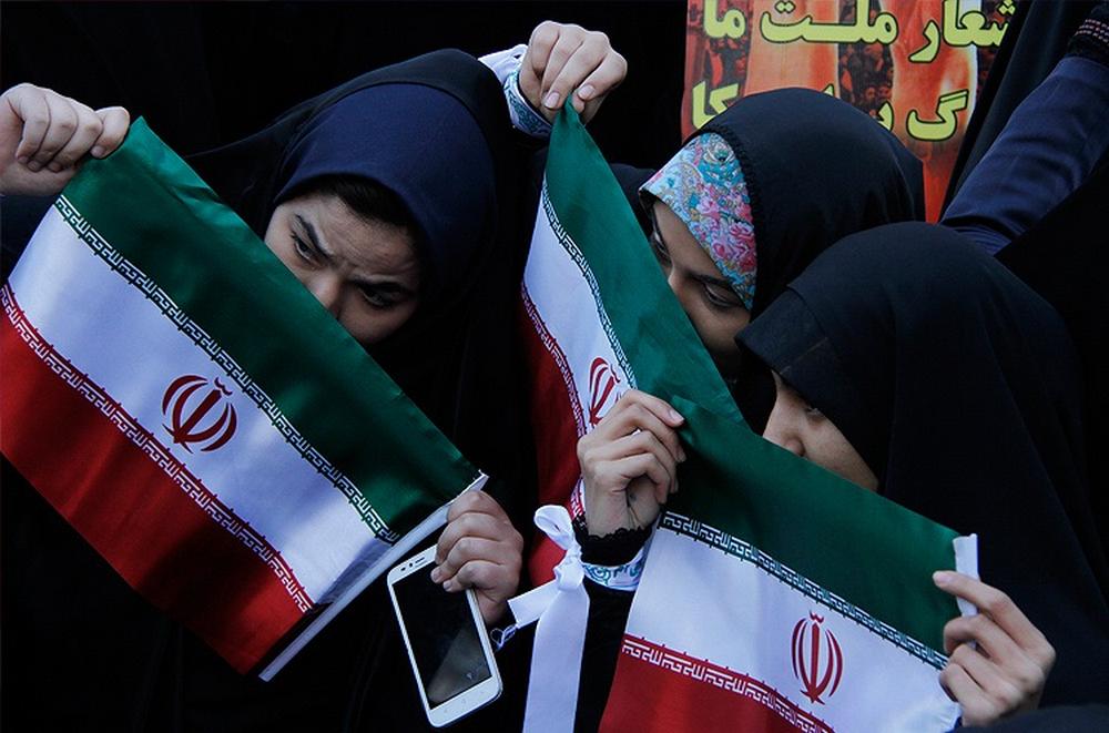 تصاویر : راهپیمایی 13 آبان در تهران