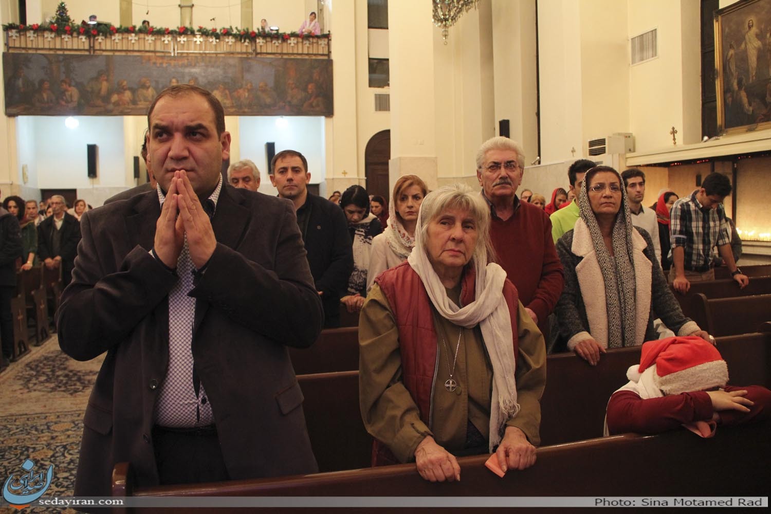 (تصاویر) جشن سال نو میلادی در کلیسای سرکیس مقدس (تصاویر) جشن سال نو میلادی در کلیسای سرکیس مقدس