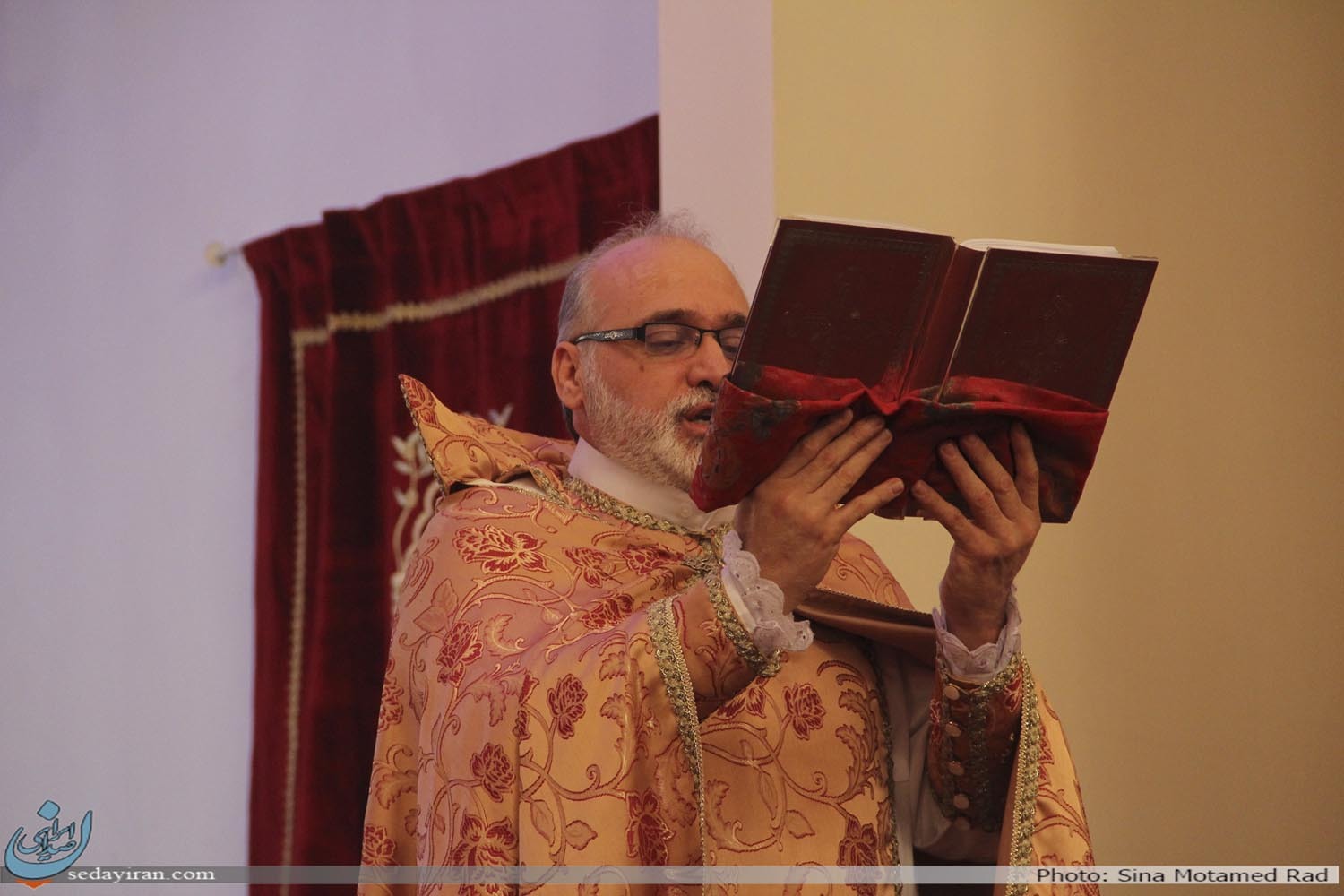 (تصاویر) جشن سال نو میلادی در کلیسای سرکیس مقدس (تصاویر) جشن سال نو میلادی در کلیسای سرکیس مقدس