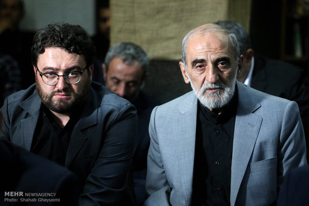 (تصاویر)-مراسم هفتمین روز درگذشت داوود احمدی نژاد