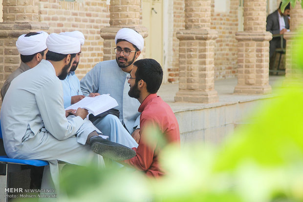 (تصاویر)-زندگی به سبک طلبه