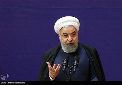 (تصاویر)-حضور حسن روحانی در همایش بزرگداشت چهلمین سالگرد شهادت آیت الله مصطفی خمینی