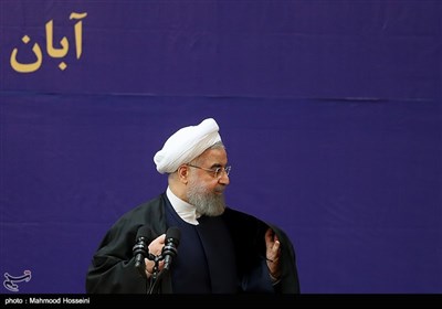(تصاویر)-حضور حسن روحانی در همایش بزرگداشت چهلمین سالگرد شهادت آیت الله مصطفی خمینی