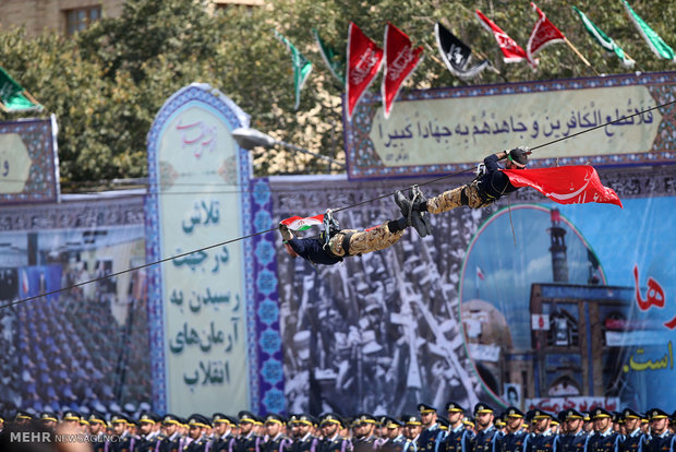 (تصاویر)-مراسم مشترک دانش‌آموختگی دانشجویان دانشگاه‌های افسری ارتش