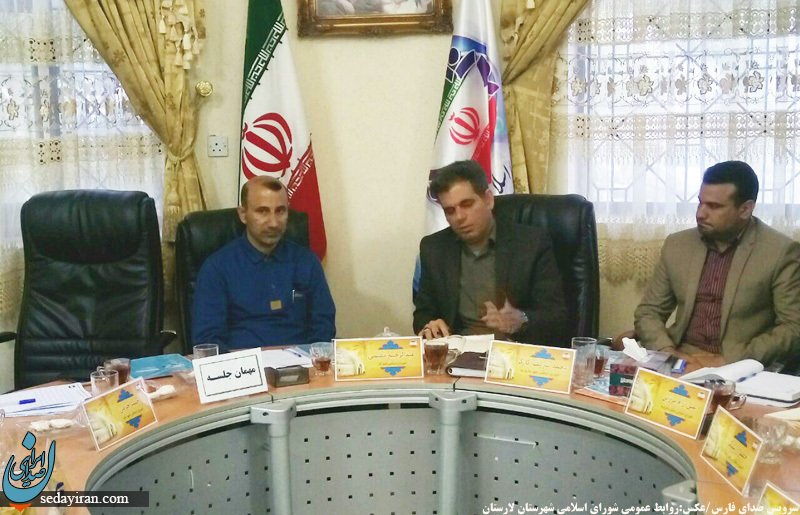 برگزاری نشست علنی شورای اسلامی شهرستان لارستان+ تصاویر
