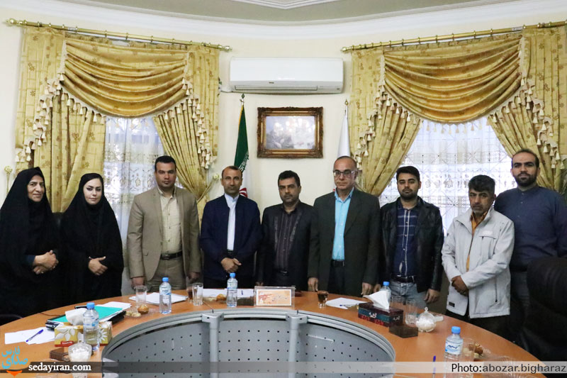 (تصاویر) نشست خبری مقیمی رئیس شورای شهرستان
