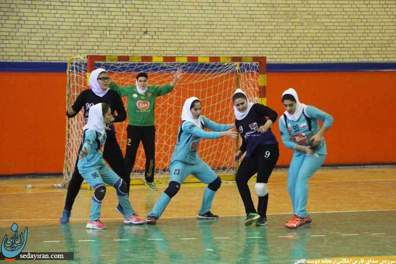 پیروزی ۱۰ بر صفر تیم شهید چمران لارستان برابر هیات هندبال البرز