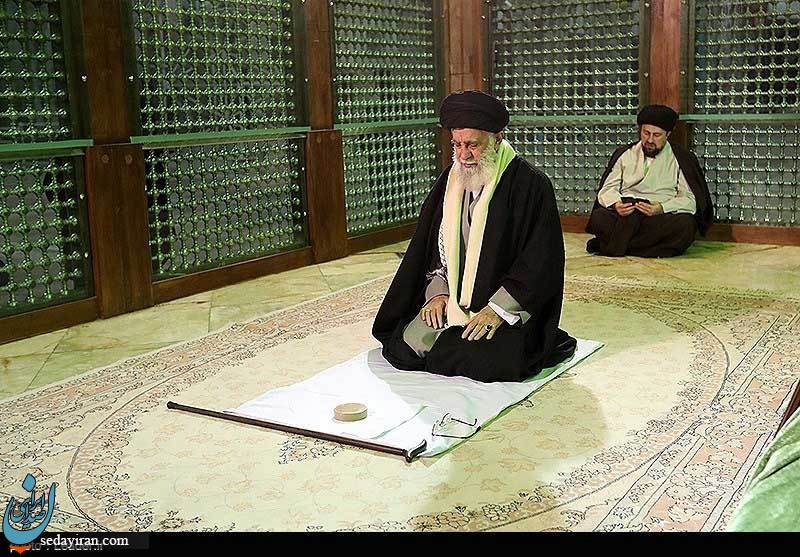 (تصاویر) حضور رهبرمعظم انقلاب در مرقد مطهر امام خمینی(ره) و گلزار شهیدان