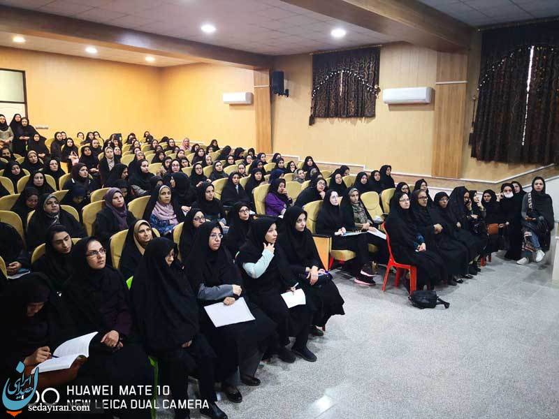 (تصاویر) برگزاری کارگاه آموزشی خانواده شاد در لارستان (تصاویر) برگزاری کارگاه آموزشی خانواده شاد در لارستان