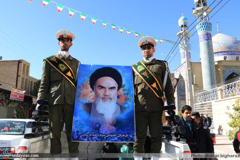 (تصاویر) مراسم سالروز ورود تاریخی امام خمینی(ره) در شهرستان لارستان (تصاویر) مراسم سالروز ورود تاریخی امام خمینی(ره) در شهرستان لارستان