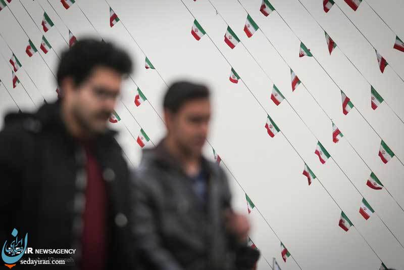 (تصاویر) آذین بندی شهر با پرچم مقدس جمهوری اسلامی ایران