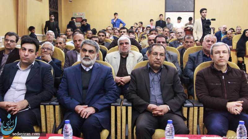 (تصاویر) همایش تجلیل از قهرمانان، خیرین و پیشکسوتان تنیس روی میز در لارستان