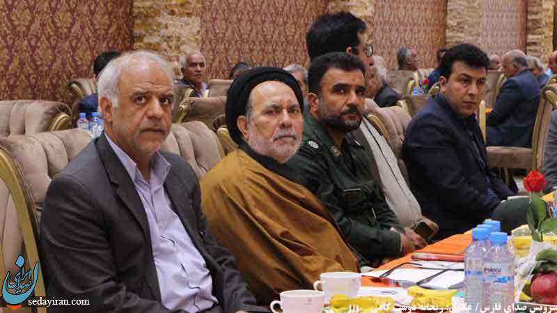 (تصاویر) سومین همایش تجلیل از خیرین سلامت در لارستان