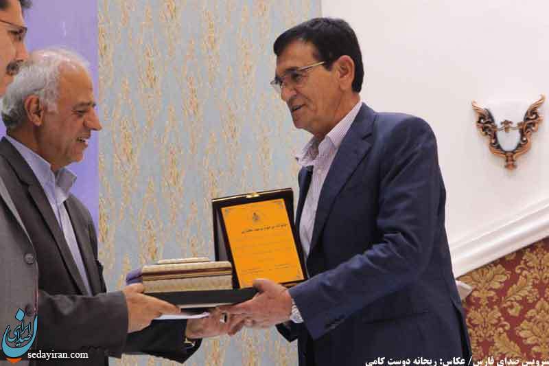 (تصاویر) سومین همایش تجلیل از خیرین سلامت در لارستان