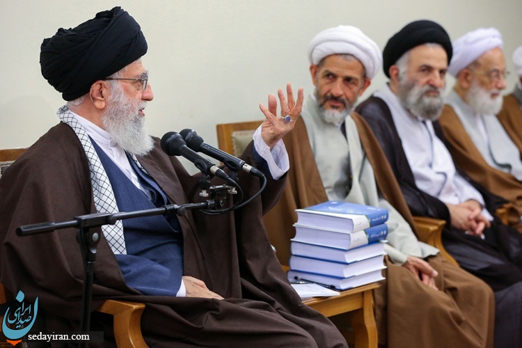 (تصاویر) دیدار دست‌اندرکاران همایش حکیم طهران با رهبر انقلاب