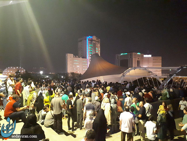 (تصویر) تماشا ماه گرفتگی در پارک آب و آتش