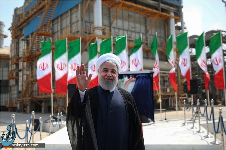 (تصویر) افتتاح 3 طرح پتروشیمی در عسلویه