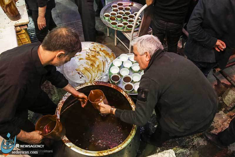 (تصاویر) پخش سمنوی نذری به مناسبت شهادت حضرت رقیه (س)
