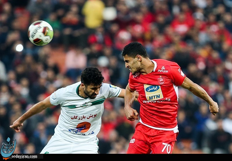 (تصاویر) دیدار فوتبال تیم‌های پرسپولیس و ذوب آهن