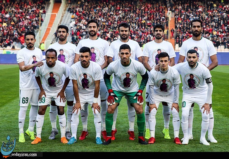 (تصاویر) دیدار فوتبال تیم‌های پرسپولیس و ذوب آهن