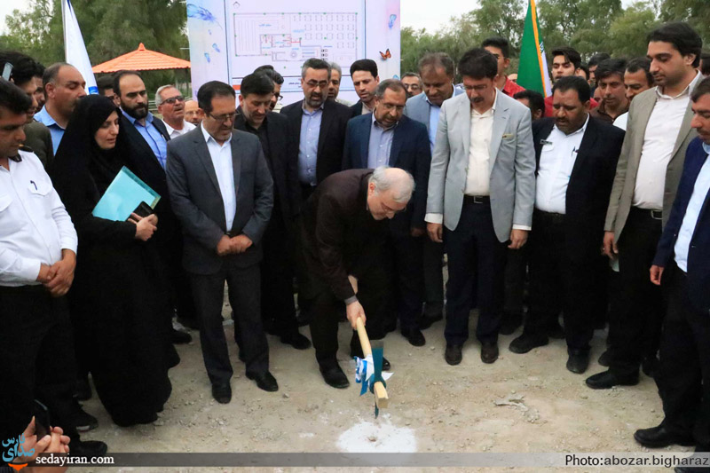 (تصاویر) سفر وزیر بهداشت به شهرستان لارستان