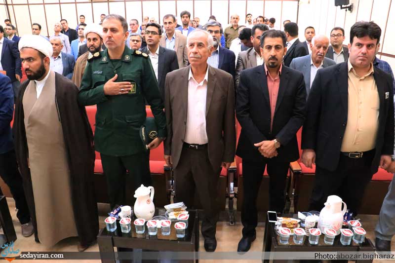 (تصاویر) همایش تجلیل از خدمات دکتر جمشید جعفرپور در شهرستان خنج برگزار شد