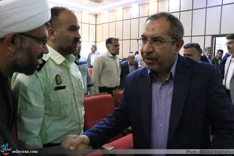 (تصاویر) همایش تجلیل از خدمات دکتر جمشید جعفرپور در شهرستان خنج برگزار شد