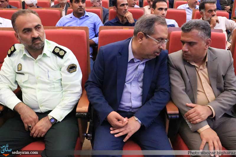 (تصاویر) همایش تجلیل از خدمات دکتر جمشید جعفرپور در شهرستان خنج برگزار شد