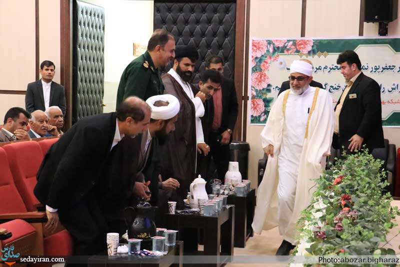 (تصاویر) همایش تجلیل از خدمات دکتر جمشید جعفرپور در شهرستان خنج برگزار شد