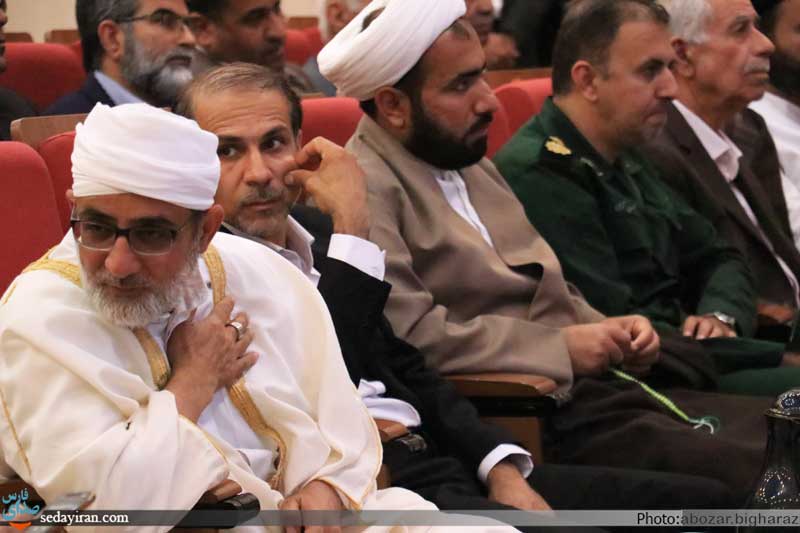 (تصاویر) همایش تجلیل از خدمات دکتر جمشید جعفرپور در شهرستان خنج برگزار شد