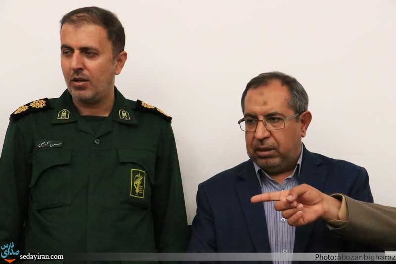 (تصاویر) همایش تجلیل از خدمات دکتر جمشید جعفرپور در شهرستان خنج برگزار شد