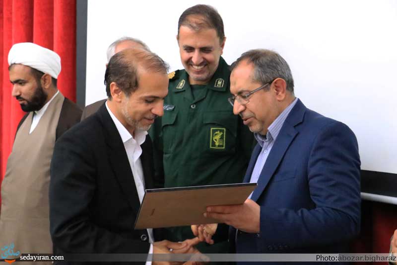 (تصاویر) همایش تجلیل از خدمات دکتر جمشید جعفرپور در شهرستان خنج برگزار شد