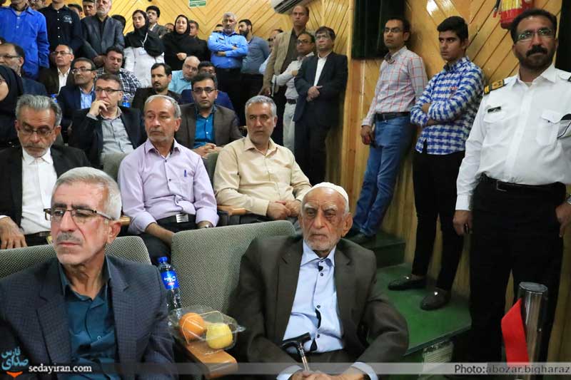(تصاویر) نشست وزیر بهداشت با جمعی از مسئولین، خیرین و معتمدین منطقه لارستان