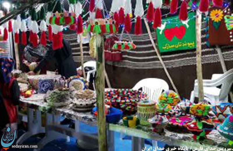 حضور جمشید جعفرپور در نمایشگاه صنایع دستی هنرمندان و عشایر لارستان+ (تصاویر)