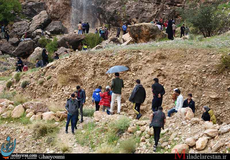 (تصاویر) حال و هوای بارانی آبشار اندیشه شهرستان لارستان