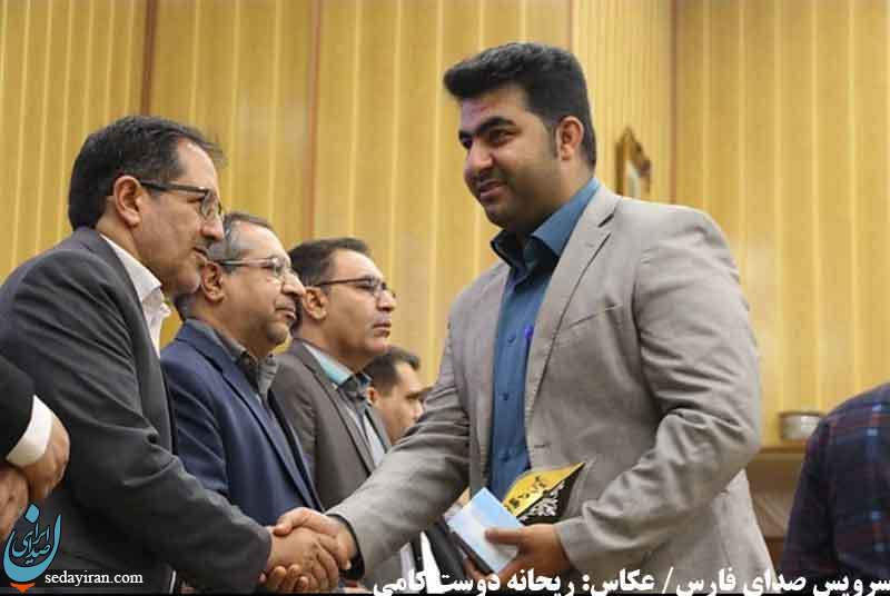 (تصاویر) مراسم تجلیل از اصحاب رسانه به مناسبت روز خبرنگار در لارستان