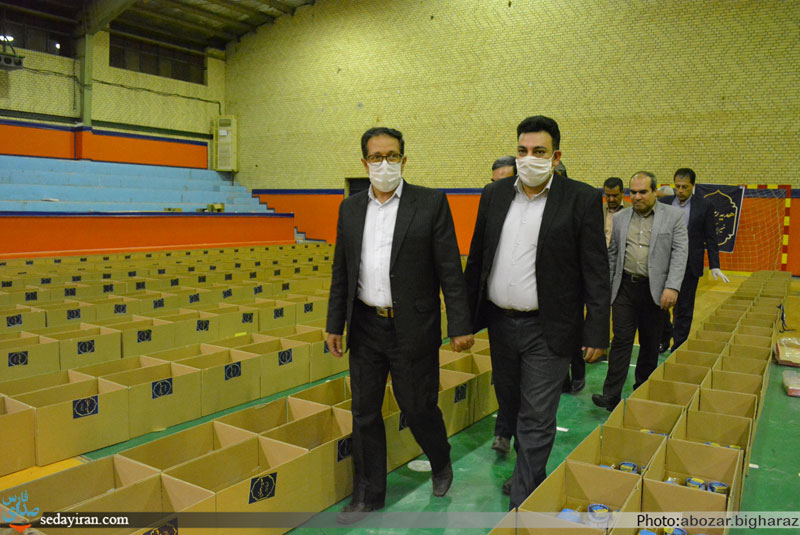 (تصاویر) کمک های رمضانی خیرین گمنام به نیازمندان لارستان