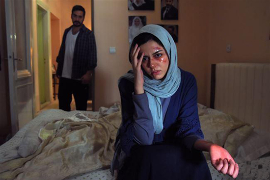 شوهرم مرا کتک زده، لایکم کنید!