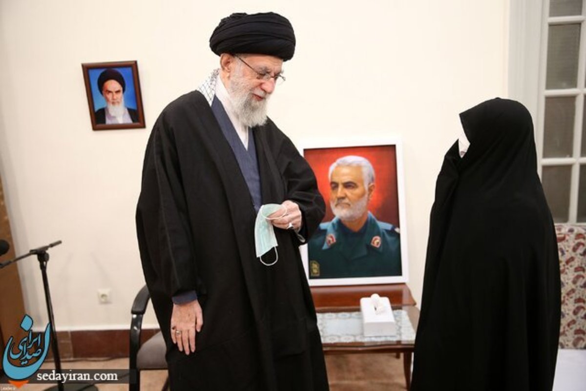 رهبر معظم انقلاب: پرچم پر افتخار شهید سلیمانی در همه جبهه ها در حال پیشروی است