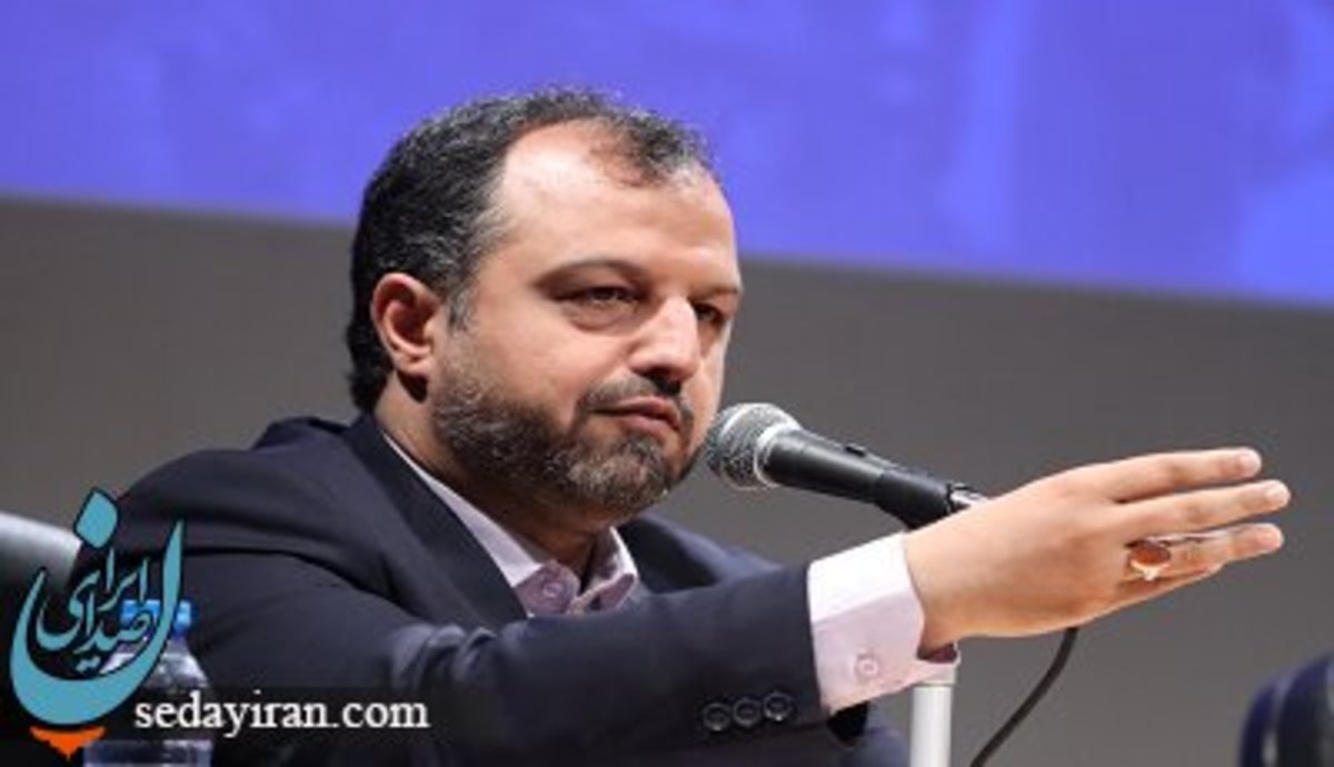 خاندوزی: باید بین گلایه‌های مردم و هجمه‌های غیرمنصفانه تمایز قائل شویم فاصله طبقاتی امسال کاهش می یابد به دنبال ایجاد ثبات بازار ارز در حول سامانه نیما است