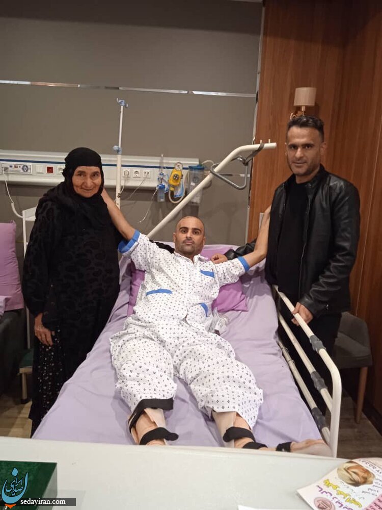پدر کیان پیرفلک از بیمارستان مرخص شد / عکس