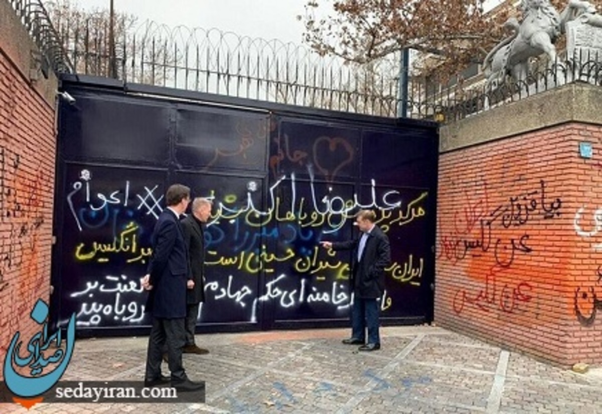 توئیت کنایه آمیز سفیر انگلیس پس از بازگشت به ایران عکس