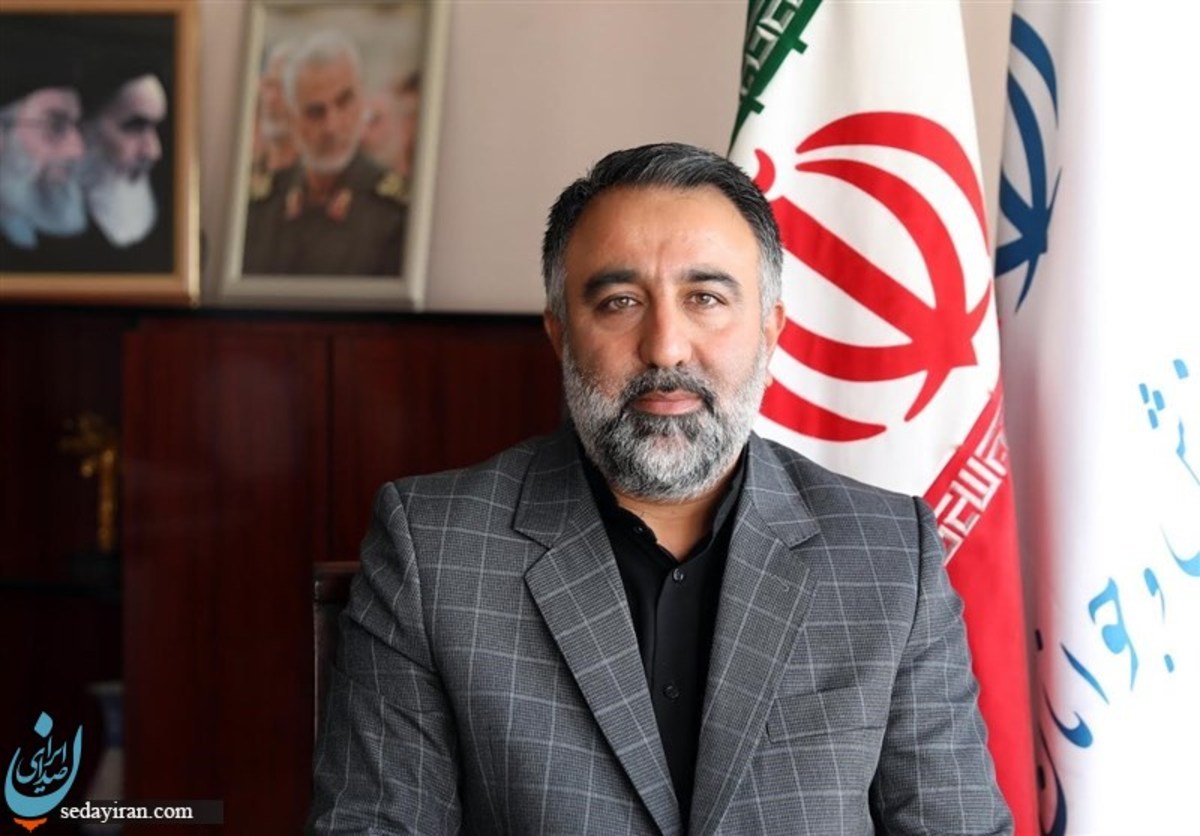 (تصاویر) اسماعیل احمدی ساعتی پیش از سقوط بالگرد
