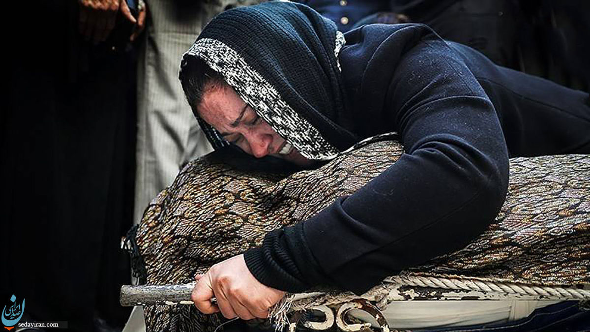 زیبا بروفه به سوگ نشست عکس
