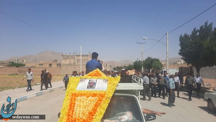 تصاویری از خاکسپاری حسین عبدالباقی در اصفهان