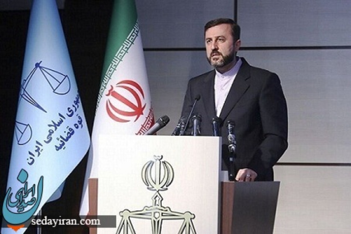 غریب آبادی: در آمریکا به جای قبض جریمه ممکن است شصت گلوله نصیبتان شود