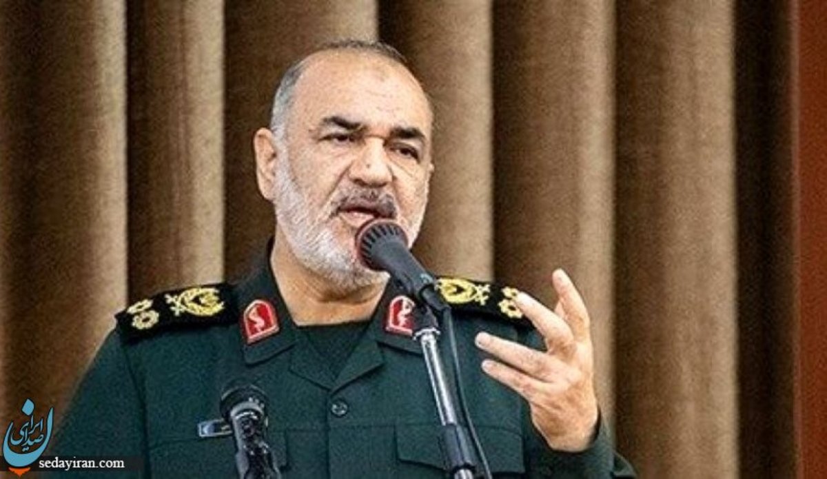 سلامی: دشمن می‌خواهد اعتماد به نفس را از ما بگیرد
